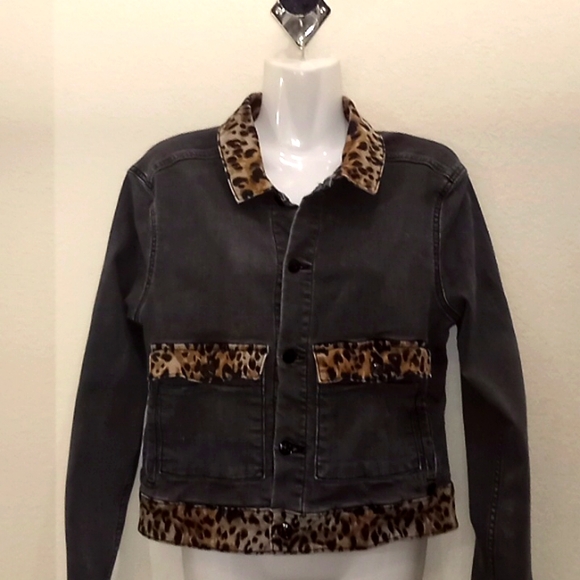 LulaRoe Black Denim Jacket with Animal Print Trim - Picture 2 of 13